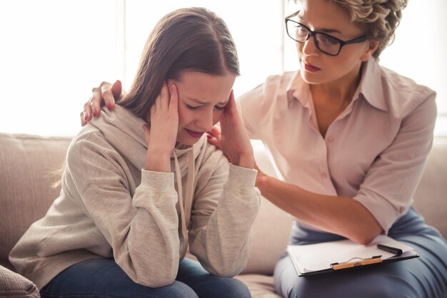 Foto adolescente presso lo psicoterapeuta