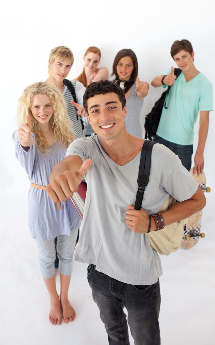 फोटो teenagers going through the high school