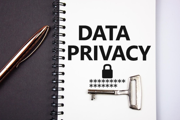 Foto tekst data privacy met hangslot en wachtwoordsymbool met sleutel gegevensbeveiliging