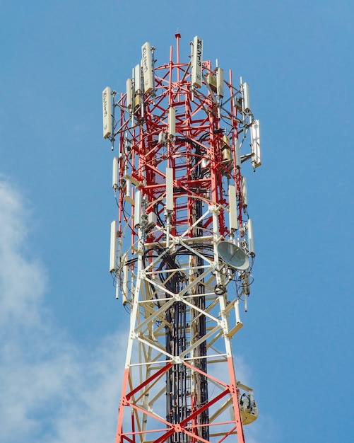 Telecommunication tower