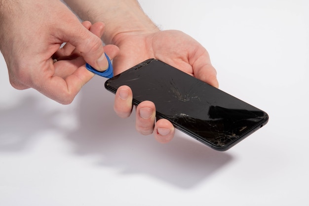 Telefoonreparatie met gebroken glas close-up