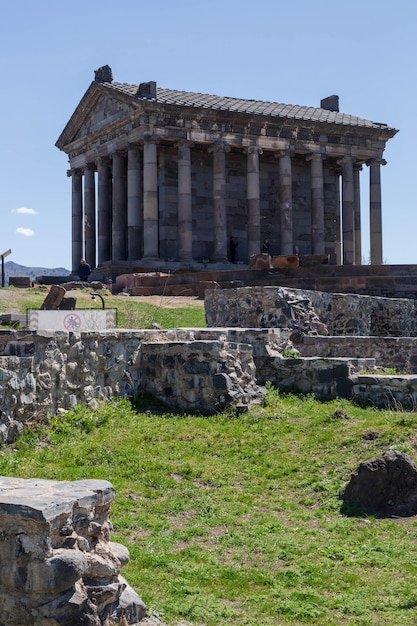 Tempel van Garni, heidense tempel gebouwd in de eerste eeuw na Christus door de Armeense koning Trdat. Garni, Armenië