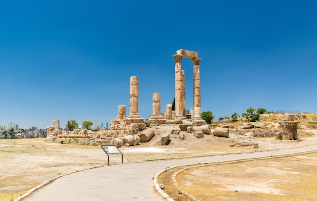 Tempel van Hercules van de citadel van Amman, Jabal al-Qal'a - Jordanië