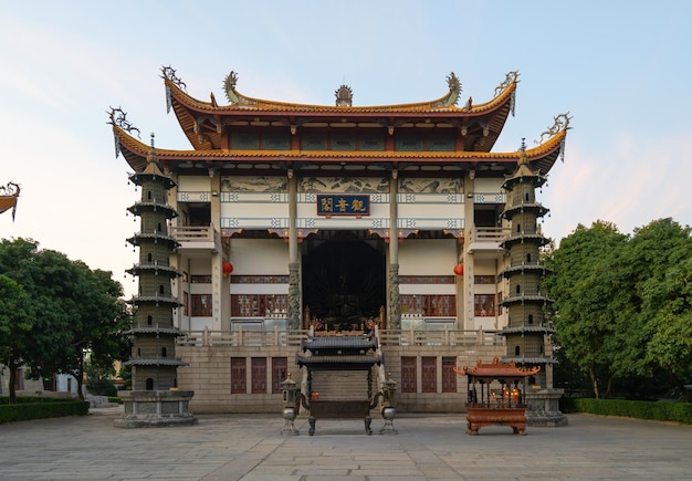 중국 푸저우 시찬사(Xichan Temple)의 사원 건축