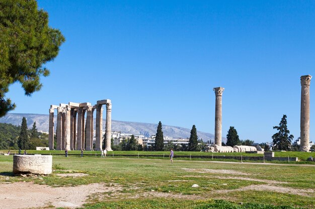 Photo the temple of olympian zeus in athens