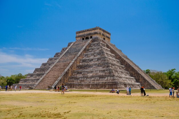 Foto tempio piramide di kukulcan el castillo chichen itza yucatan messico civiltà maya