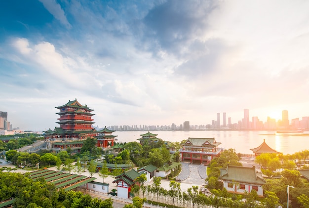 Photo tengwang pavilion,nanchang,traditional, ancient chinese architecture, made of wood.