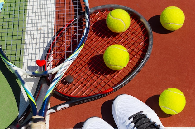 Tennis equipment