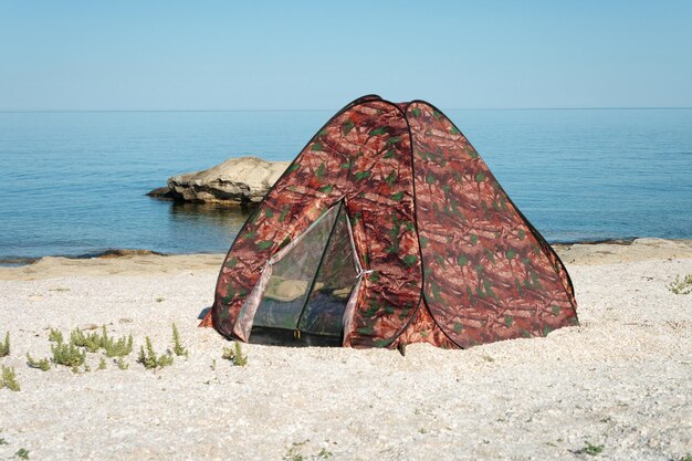 Фото Палатка на берегу моря