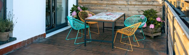 Terrace with table and chairs