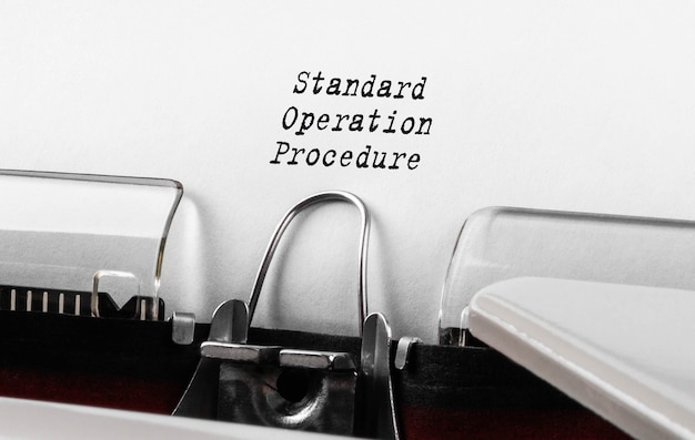 Текст Стандартная процедура операции, набранный на ретро пишущей машинке