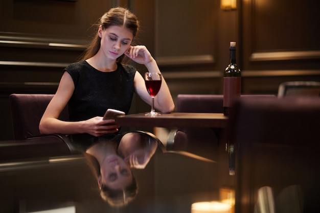 Texting in restaurant