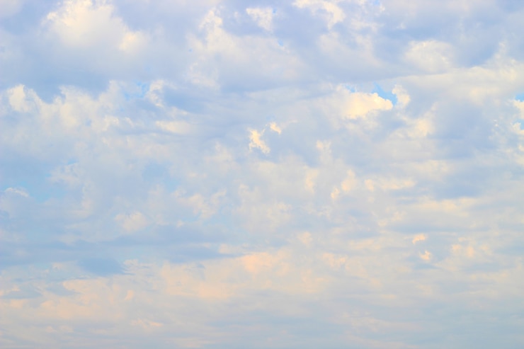Photo texture sky clouds cirrus blue.
