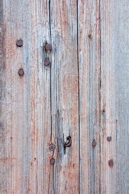 Textuur van oud hout met verontruste verf in diverse kleuren