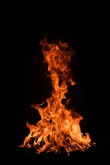 Textuur van vuur op een zwarte achtergrond abstracte vuur vlam achtergrond groot brandend vuur