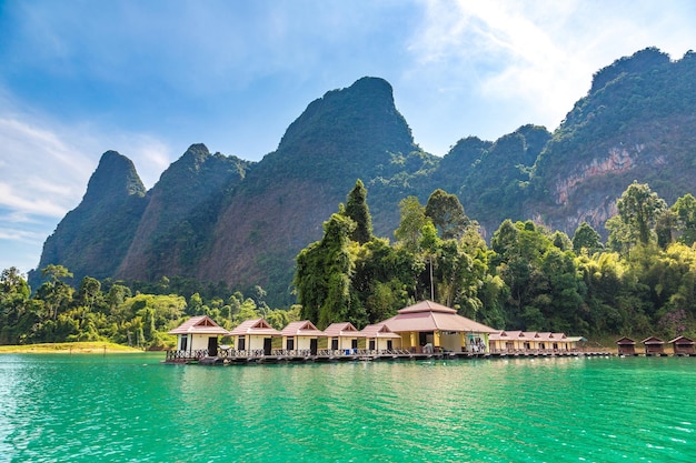 사진 태국 체우란 호수 (chao sok national park) 에 있는 태국 갈로.