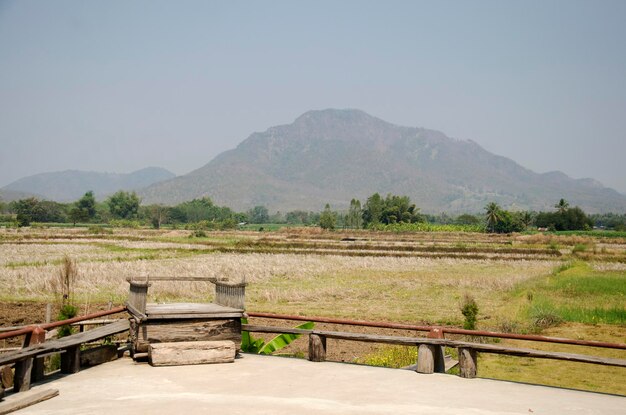 Thai Dam Cultural Village met landschapspadieveldberg in Chiang Khan in Loei Thailand