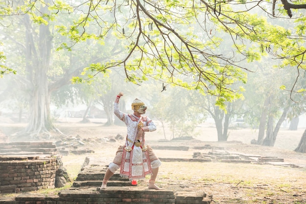 Thai dancing in ramayana traditional mask