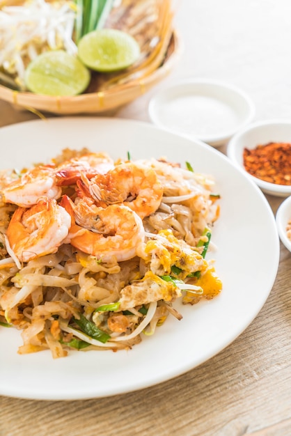 Thai fried noodles