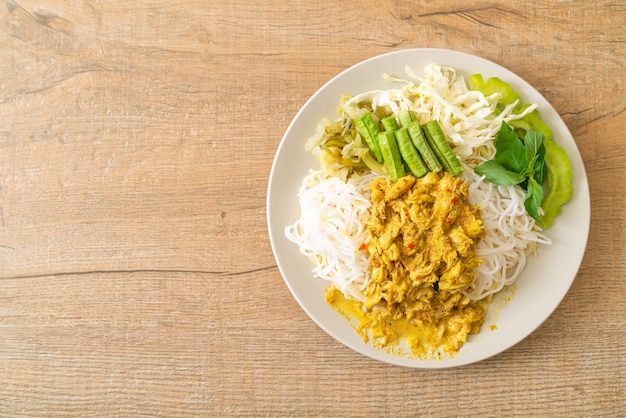 Thai Rice Noodles with Crab Curry and variety of vegetables