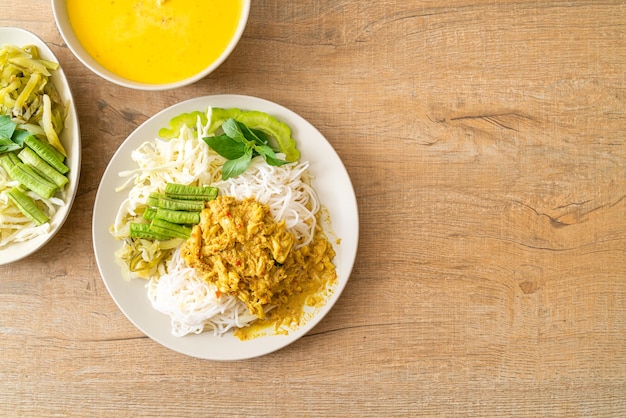 Thai Rice Noodles with Crab Curry and variety of vegetables