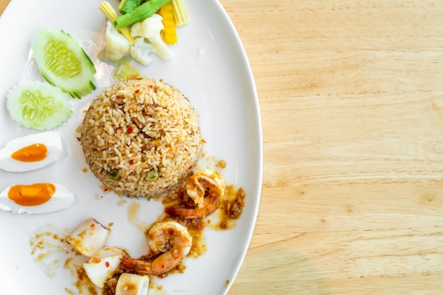 Thai Spicy Shrimp Paste Fried Rice