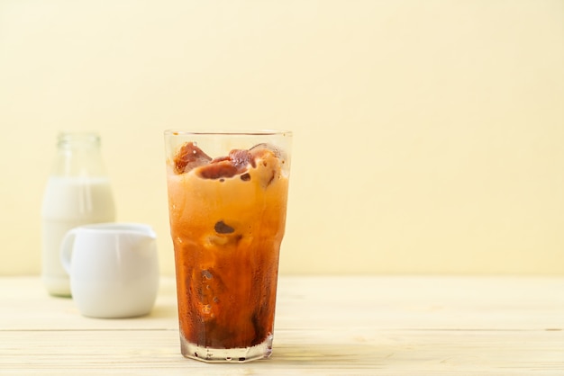 Thai tea ice cube with milk