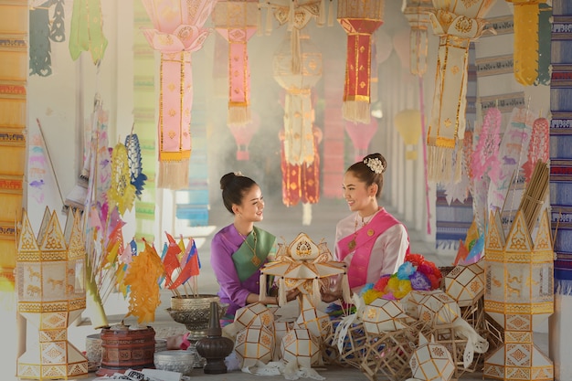 Photo thai woman in traditional costume.asian beautiful woman wearing traditional thai culture,vintage style,thailand