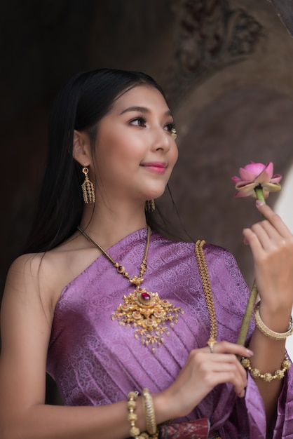 Thai women wearing traditional heritage costumes in Ayutthaya period