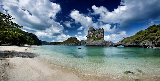 Thailand, MU KOH ANGTHONG National Marine Park, panoramic view