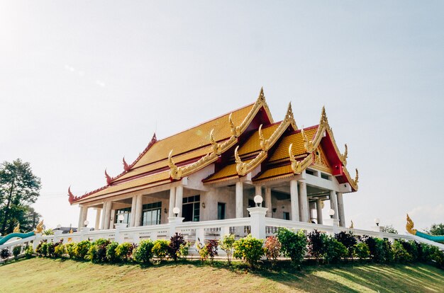 タイ、東南アジア。タイの寺院。ヴィンテージ色のスタイル。