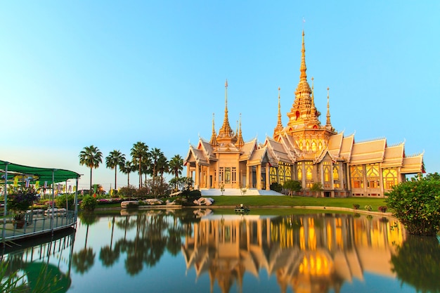 Таиландский храм