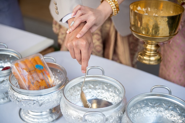 Foto thaise huwelijksceremonie traditionele cultuur