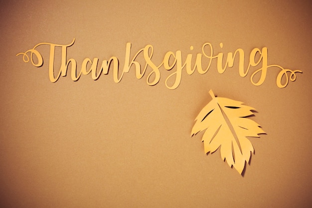 Foto thanksgiving belettering met grote folder