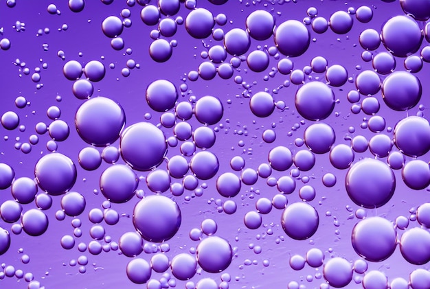 Фото Цвет воды фиолетово-фиолетовый.
