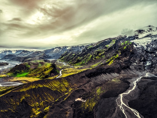 Фото Ландшафт торсморка в горной местности исландии