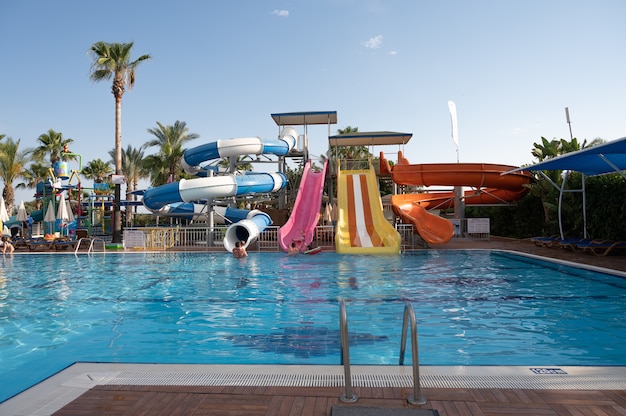 Вид на отель verginia sharm resort and aqua park 4 звезды в шарм-эль-шейхе, египет, февраль. фото высокого качества