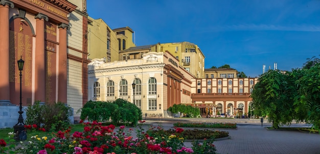 Theaterplein en historische gebouwen in Odessa