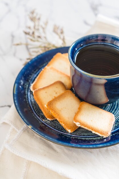 thee met koekje