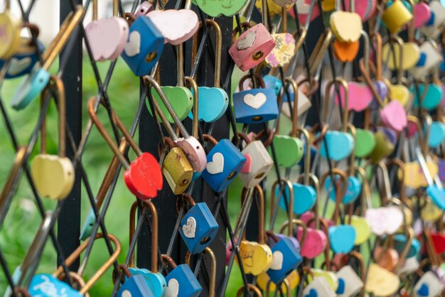 There are many love locks on the wall