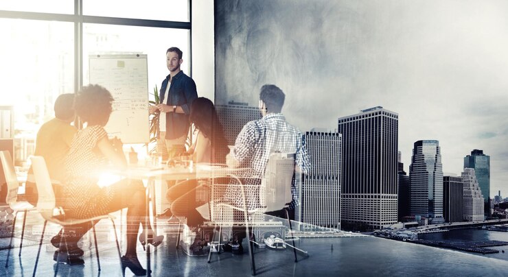 Photo theyre a team that knows only of succeeding digitally enhanced shot of a businessman giving a presentation in the boardroom
