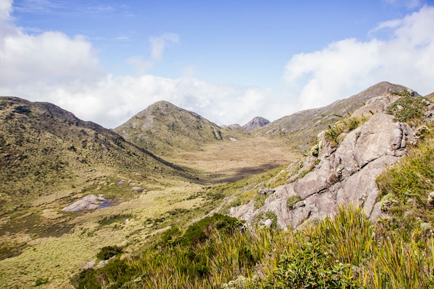 Of the thin mountain track in Brazil