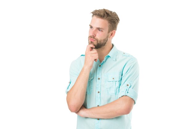 해결하기 위해 생각하십시오. 사려깊은 그의 턱을 만지는 남자. 사려깊은 분위기 개념입니다. 수염 생각을 가진 남자입니다. 해결책을 생각해 보세요. 솔루션에 가깝습니다. 흰색 배경을 생각하는 뻣뻣한 심각한 얼굴을 가진 남자.