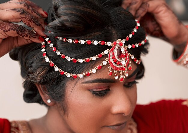 Bridal Hair & Makeup Service Las Vegas | Divine Threading