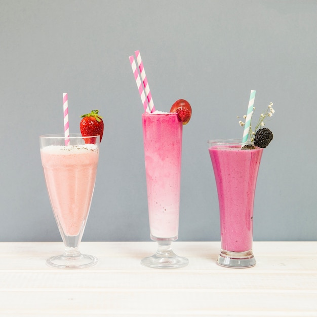 Photo three delicious summer smoothies