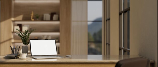 Thuiswerkruimte met laptop mockup op een tafel in moderne luxe werkkamer