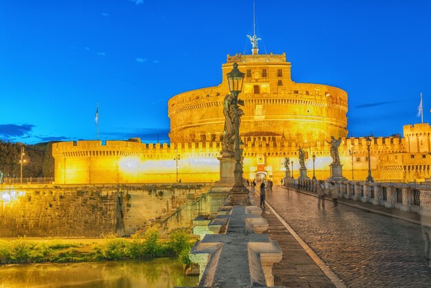 Tiber River Ponte Sant'Angelo Bridge 산탄젤로 성 로마 이탈리아