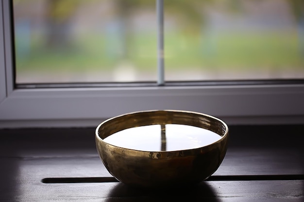 Тибетская поющая чаша с водой / традиционные аксессуары для здоровья йоги golden