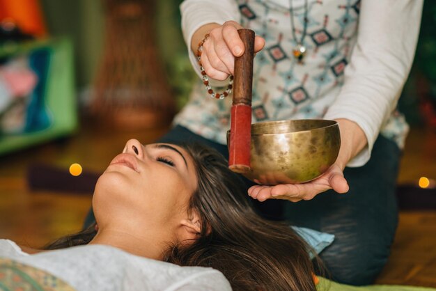 Photo tibetan singing bowl