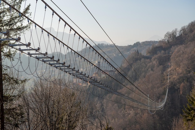 Tibetan steel bridge construction